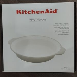 BNIB KITCHENAID Ceramic PIE PLATE Baking Dish‎ Serving w/Handles 9" PISTACHIO